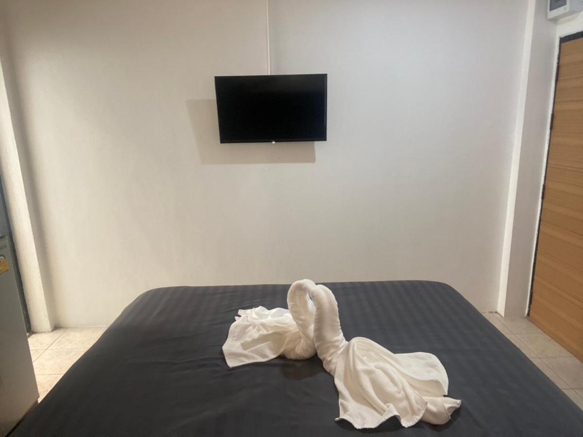Racha Caftel - 7 House - รชาคาฟเทล Aparthotel Τσιάνγκ Μάι Εξωτερικό φωτογραφία