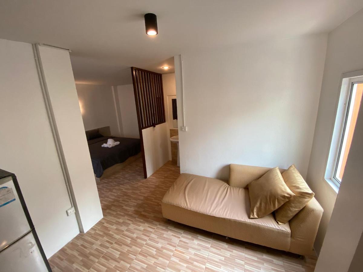Racha Caftel - 7 House - รชาคาฟเทล Aparthotel Τσιάνγκ Μάι Εξωτερικό φωτογραφία